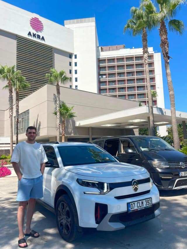 Entrega en un hotel de Antalya – Citroën C3 Aircross