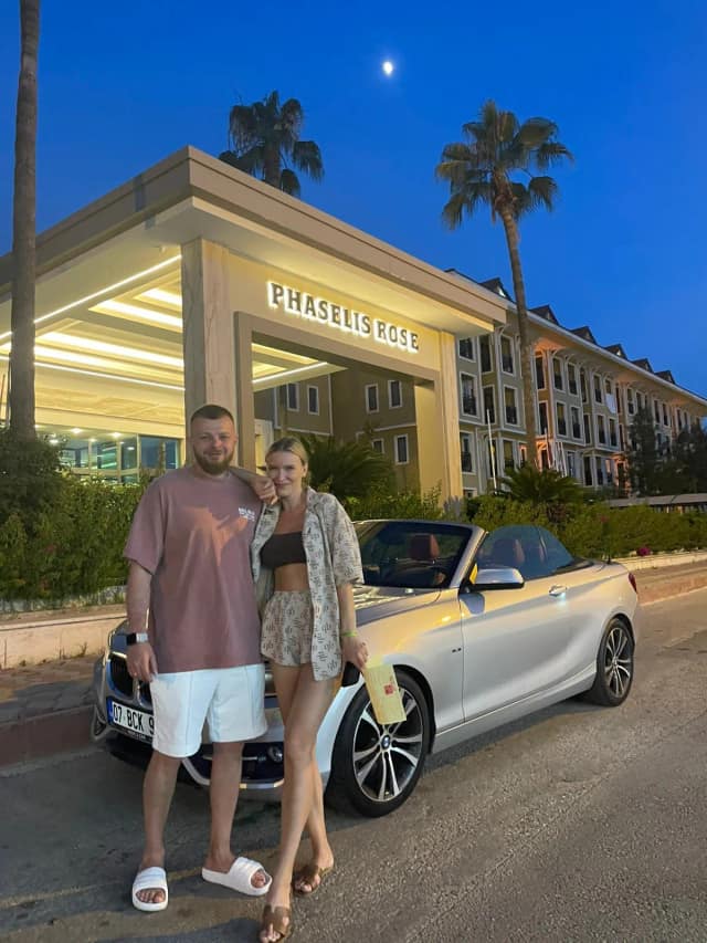 Consegna in hotel a Kemer – BMW 2 Cabrio