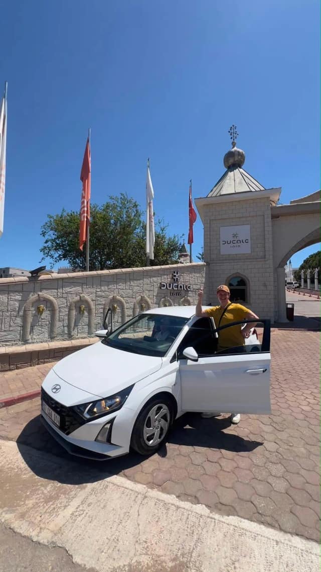 Consegna in hotel a Lara – Hyundai i20